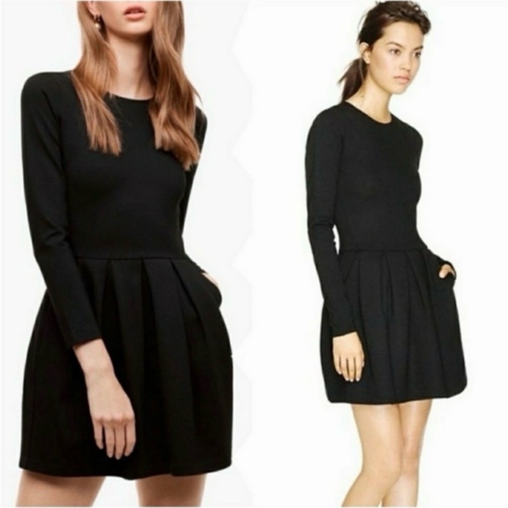 Aritzia Wilfred Classic Long-Sleeve Black Pleated Skater Dress - Sz XS